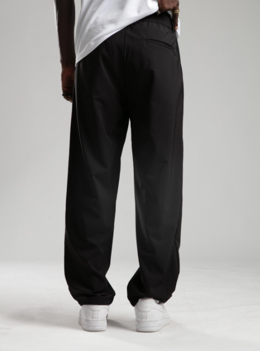 Pantalon décontracté couleur noir