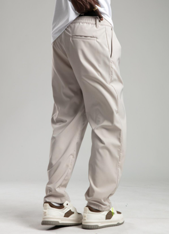Pantalon décontracté couleur pierre