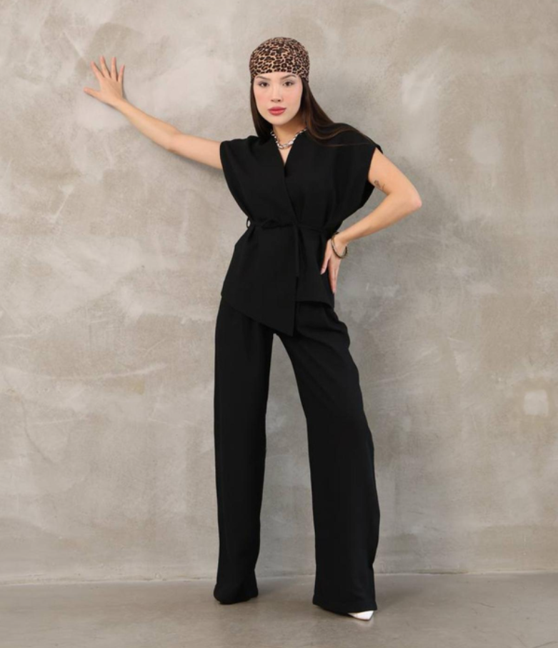 Ensemble pantalon et veste en lin pistache, disponible en noir