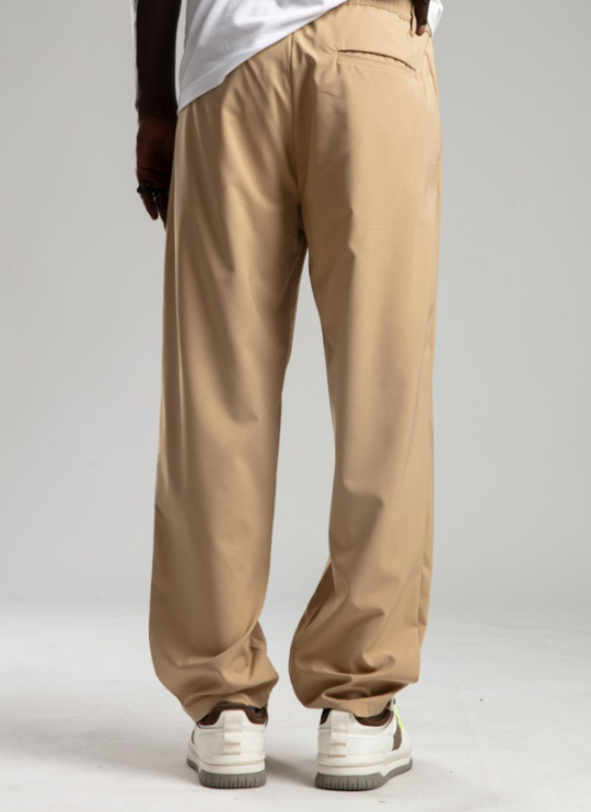 Pantalon décontracté couleur biscuit