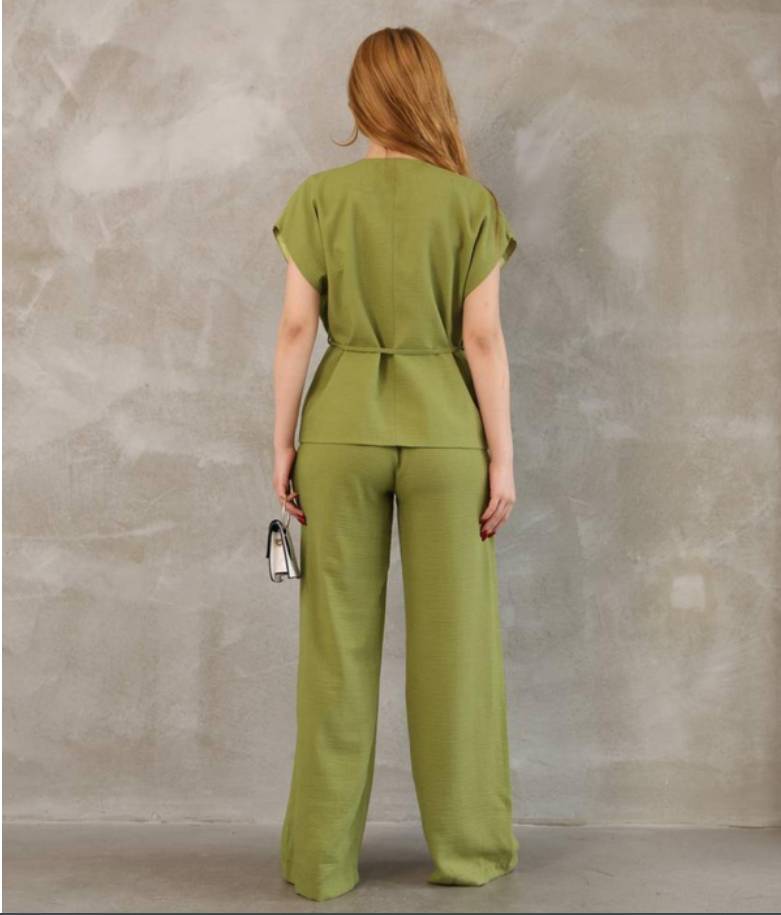Ensemble pantalon et veste en lin pistache, disponible en noir